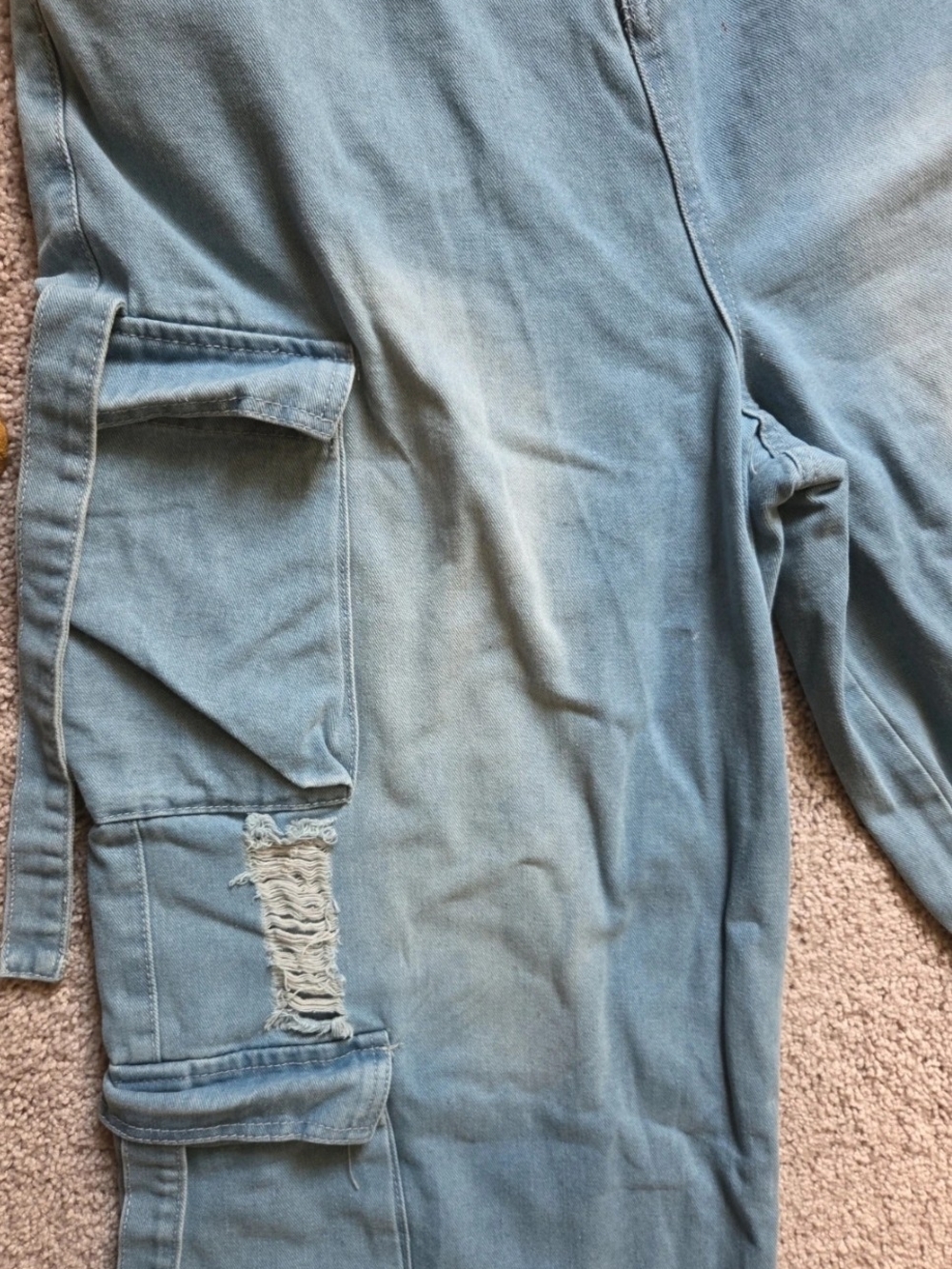 Wide Leg Cargo Jeans in Light Blue - Picture 4 of 5